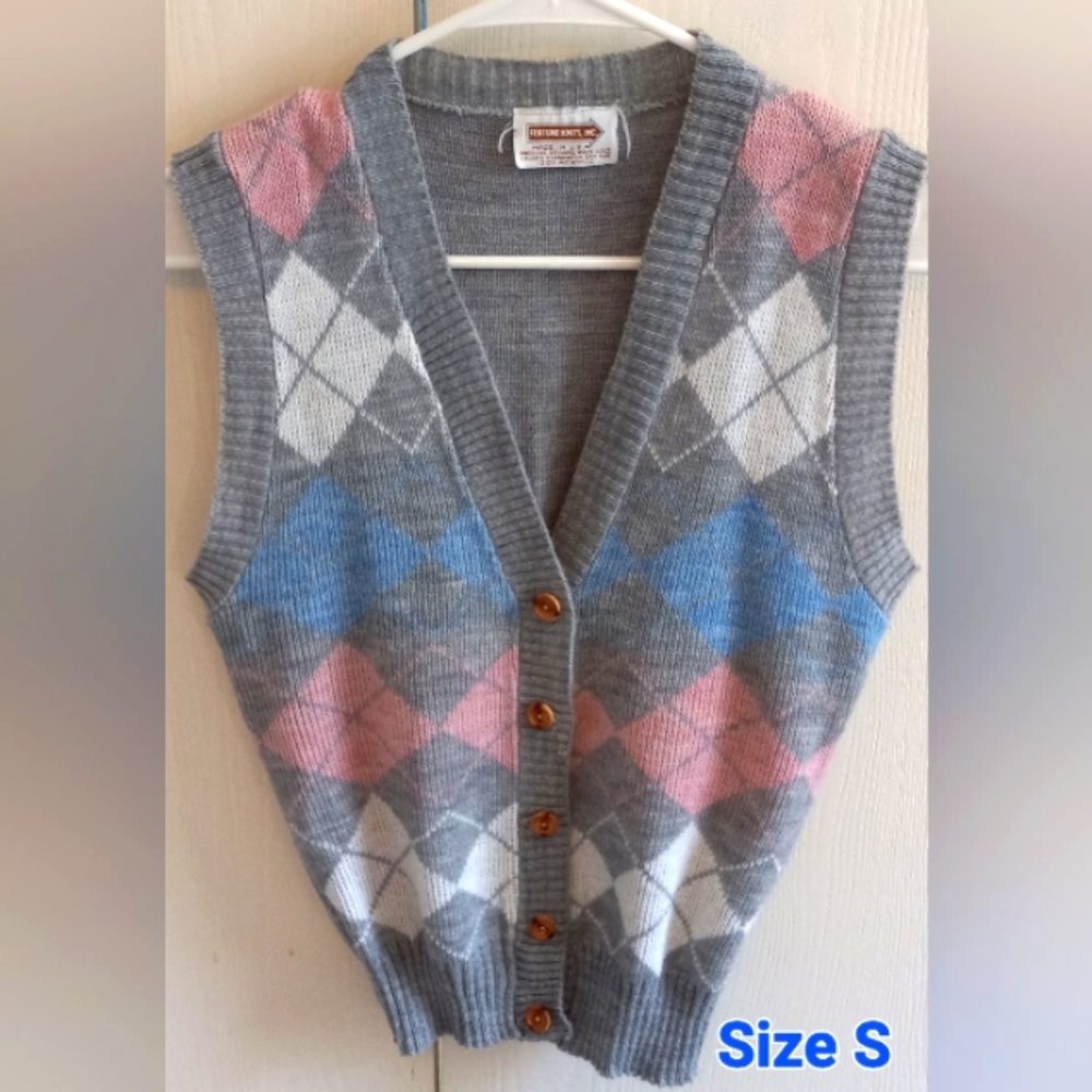 Sweater vest